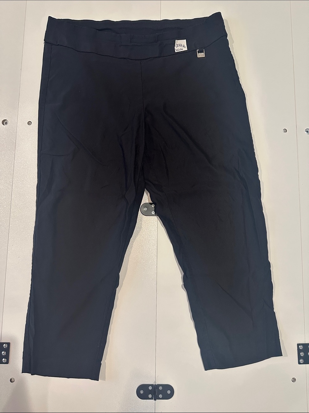Size 14 Black Capri By Rafaela   #299B